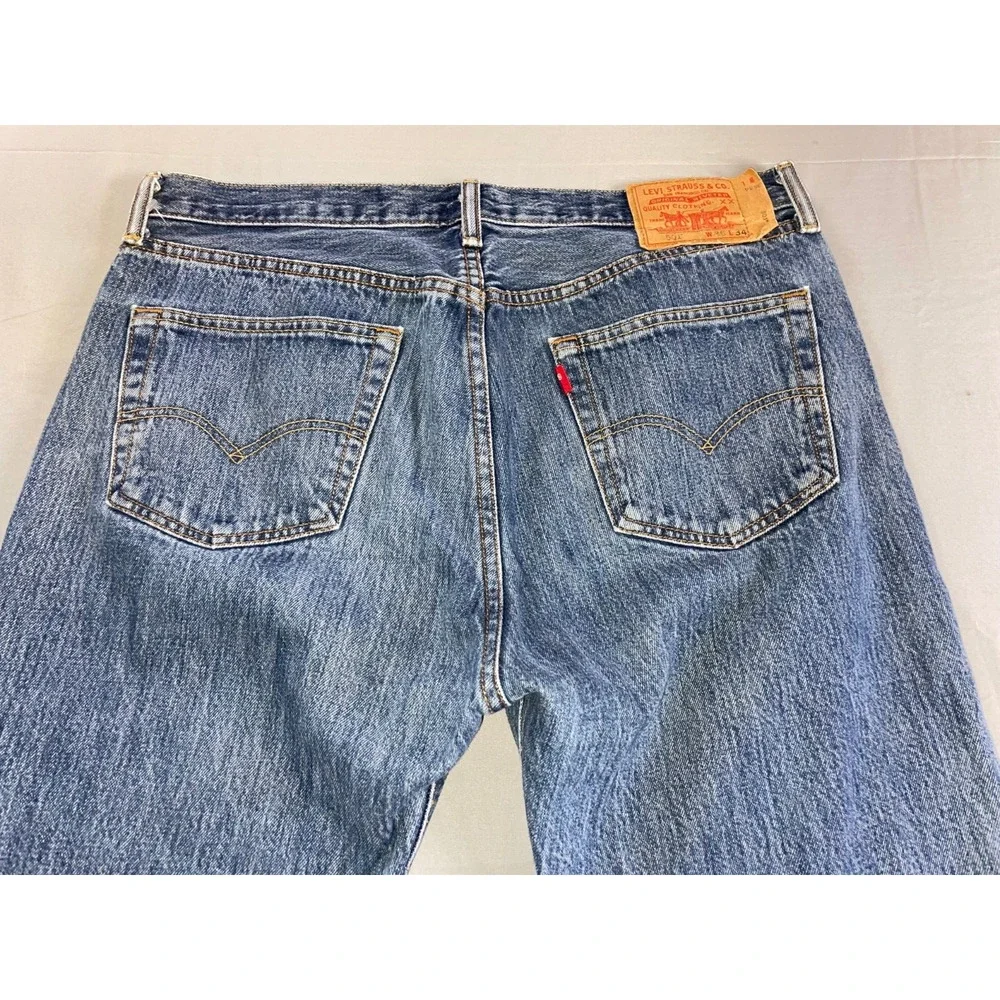 Levi's Vintage 501 Classic Straight Button Fly Denim Jeans. Men's 36X33, GUC!!